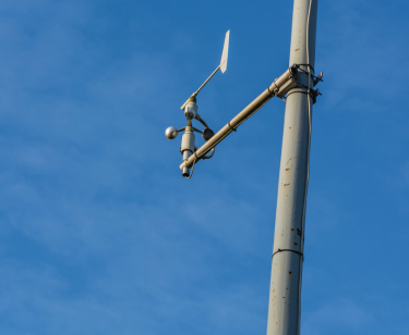 Enhancing On-Set Safety: How NAVIS Wireless Wind Anemometers Protect Film Crews and Equipment